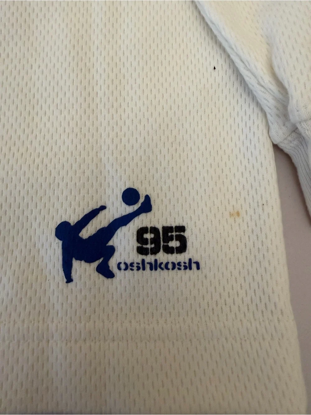 Oshkosh Boys Cream Long Sleeve Soccer Graphic Top with Navy Stripes Sz 5 *Read*